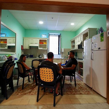 Corner Hostel Σλιέμα Εξωτερικό φωτογραφία