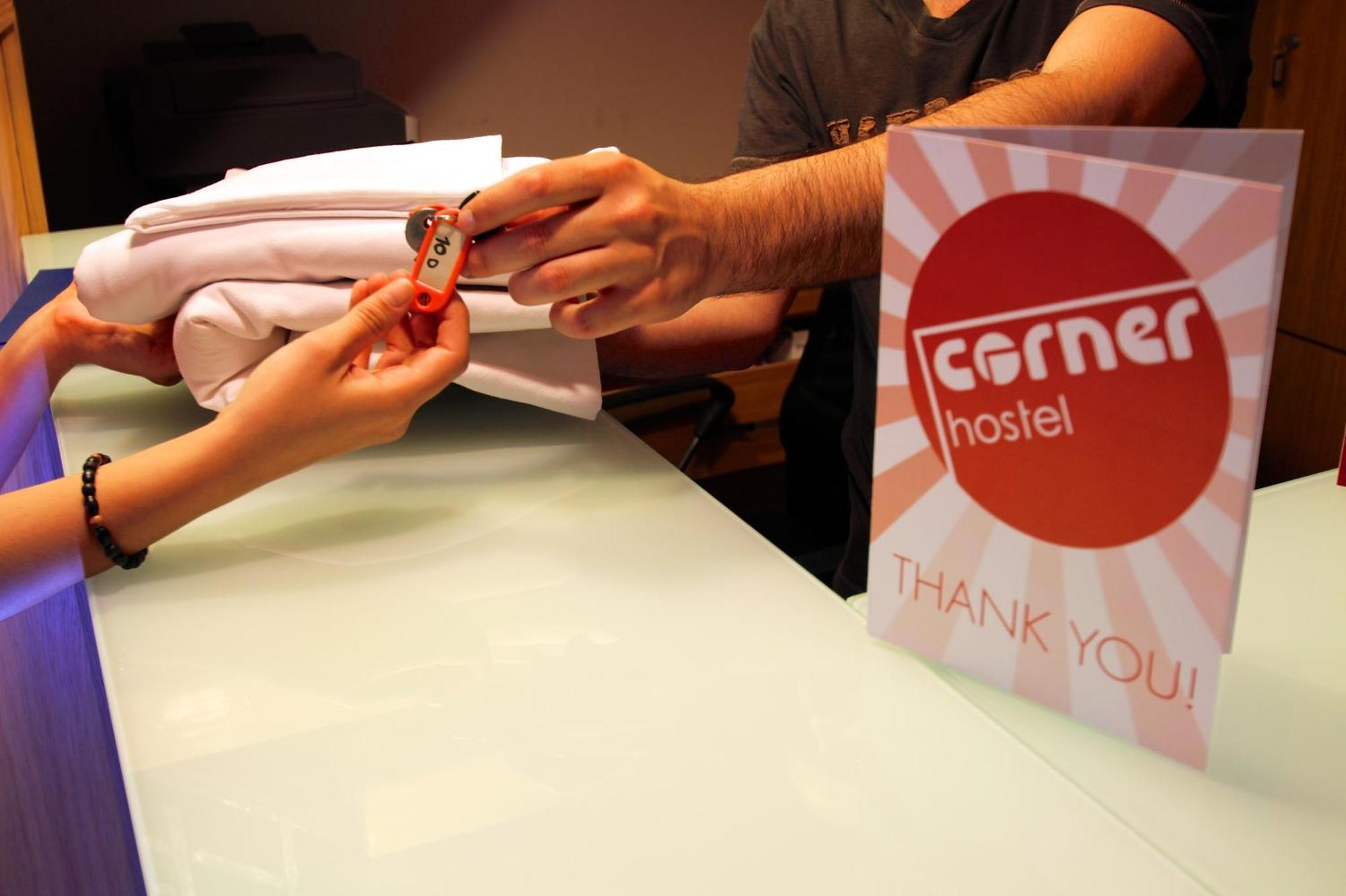 Corner Hostel Σλιέμα Εξωτερικό φωτογραφία