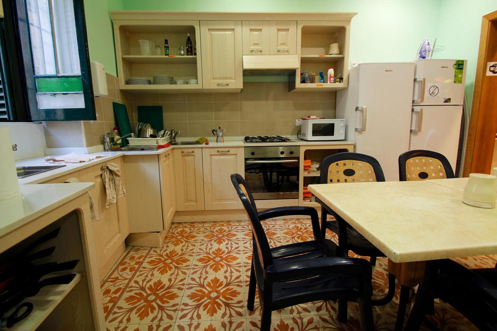 Corner Hostel Σλιέμα Εξωτερικό φωτογραφία